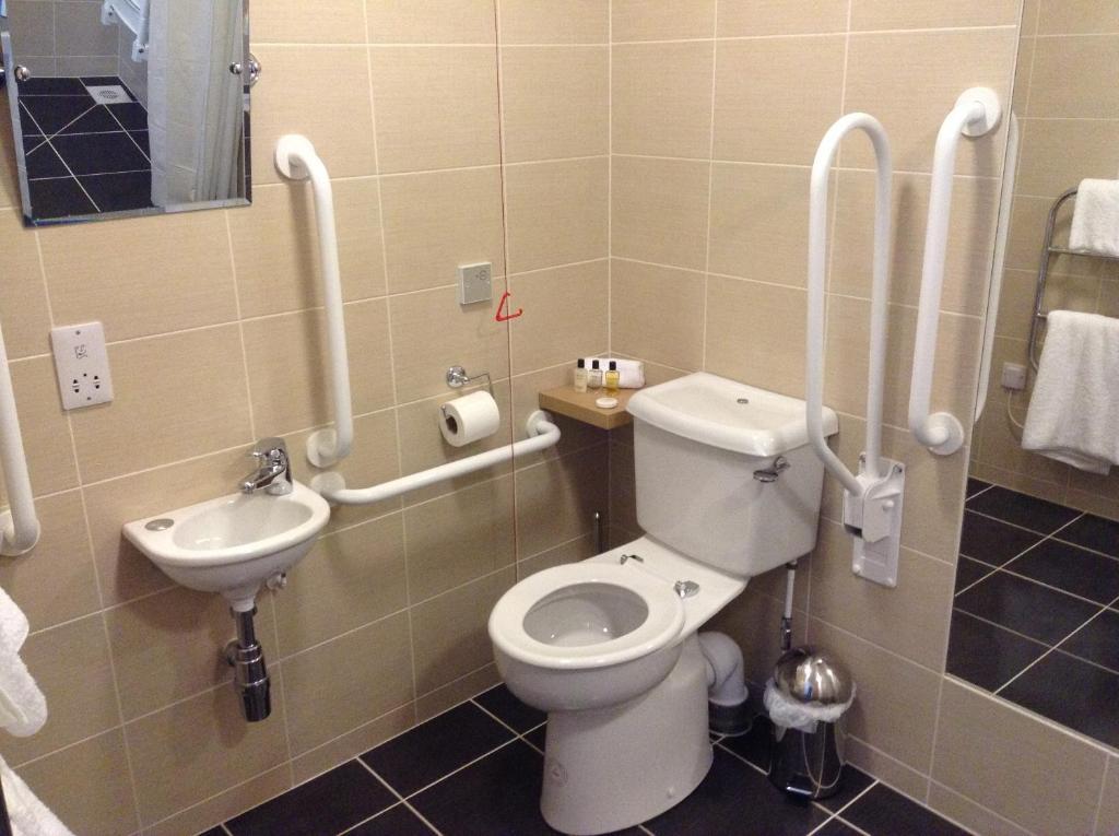 The Neuk Hotel Portlethen Room photo
